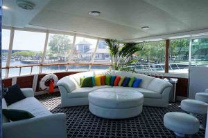 Chicago Private Yacht Rentals Corporate Charters