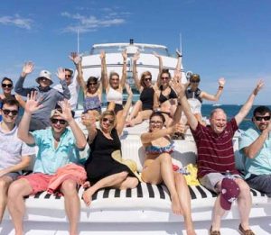 Chicago private yacht rental for celebrating family and friends