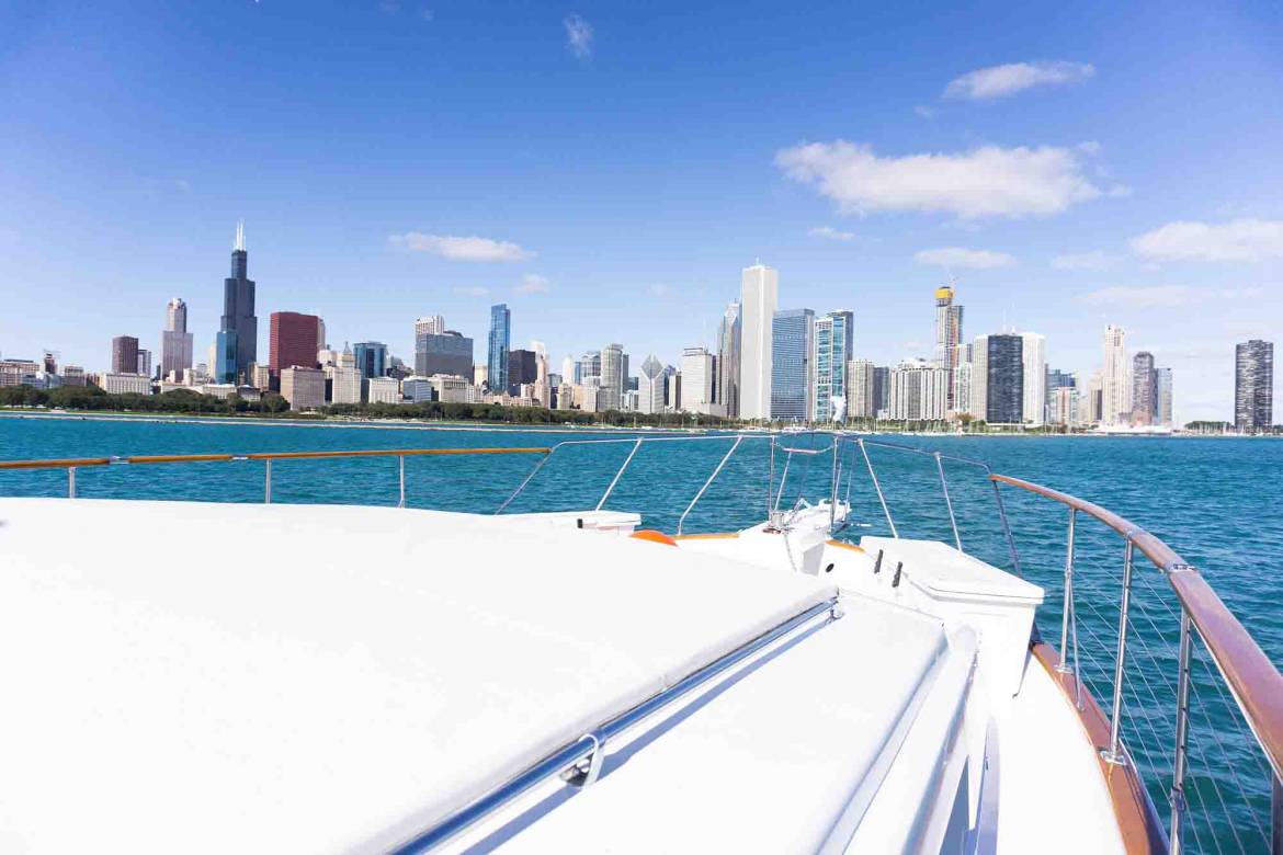 Chicago-Private-Yacht-Rentals.jpg