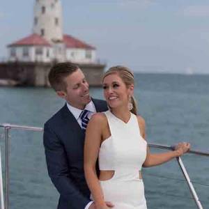 Chicago private yacht rentals for wedding ceremonies
