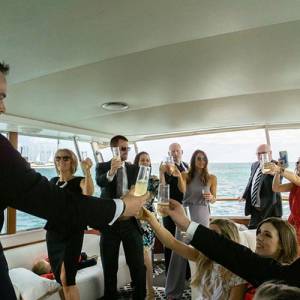 Chicago private yacht rentals for wedding receptions