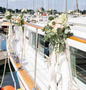 Chicago private yacht rentals for weddings