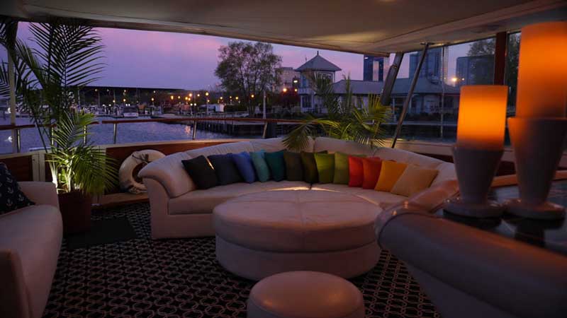 Chicago-private-yacht-rentals-onboard-overnight-stay-on-yacht.jpg