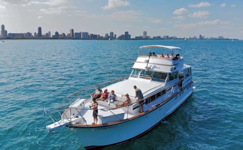 chicago lake michigan yacht rental