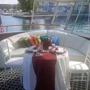 Chicago private yacht rentals private dining and dinner party charters