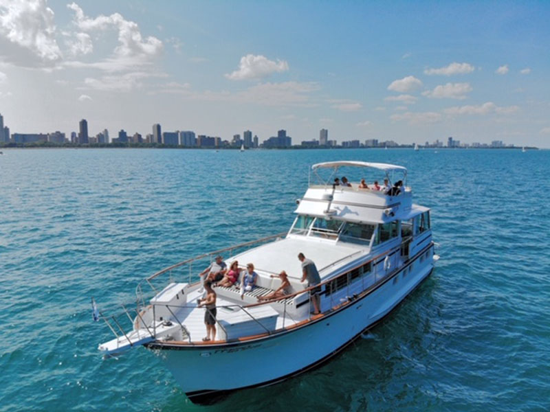 Chicago Lake Michigan fireworks cruise