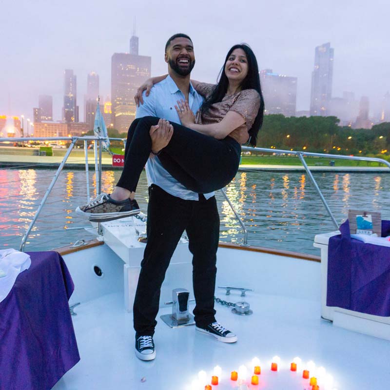 Best Yacht Rental Chicago for Marriage Proposal Charters