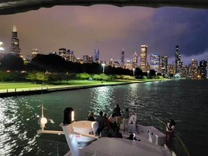 Chicago late night boat rides